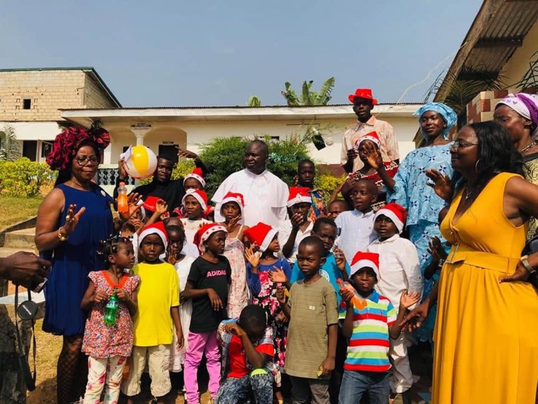 Fête de Noël organisée pour les enfants